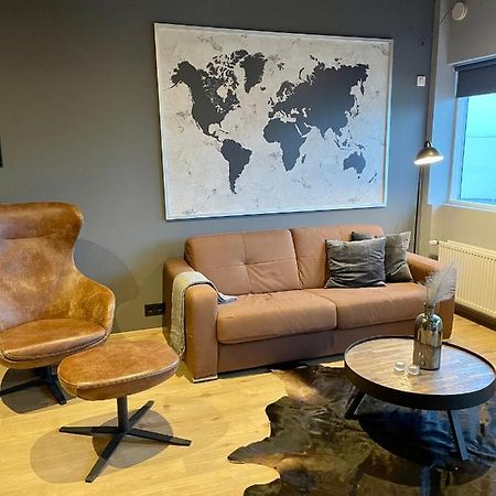 Lovely Apartment With Hot Tub Access Акурейри Экстерьер фото