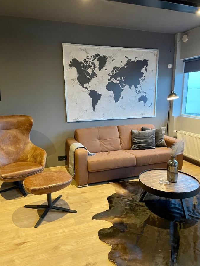 Lovely Apartment With Hot Tub Access Акурейри Экстерьер фото